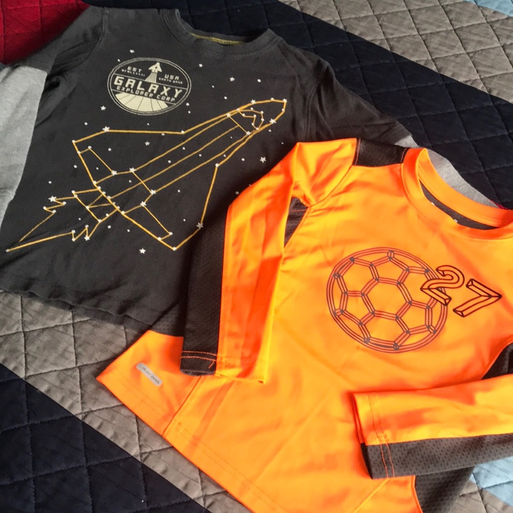 Lot of 2 long sleeve shirts.